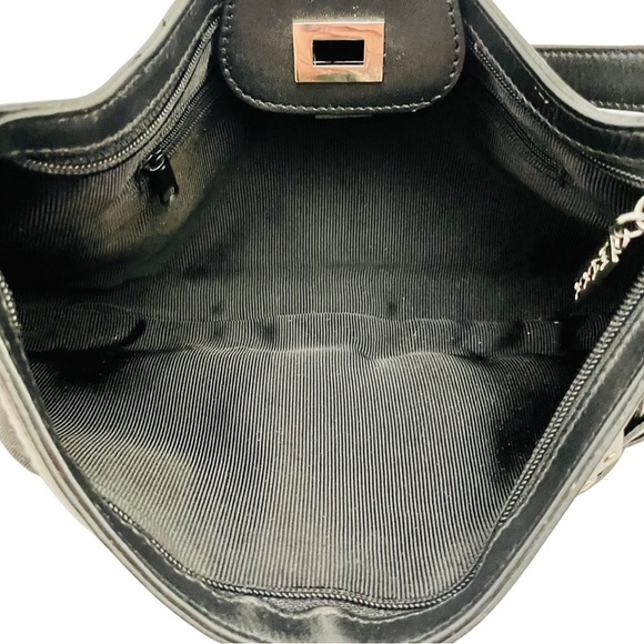MAXX New York - Vintage Y2K Black Faux Leather Shoulder Purse with Silver Studs - Picture 5 of 7